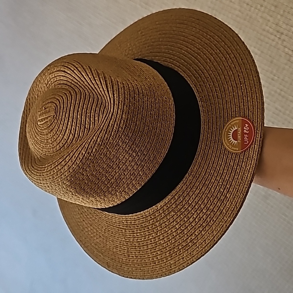 Straw hat